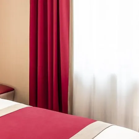 Szálloda Des Savoies Perrache 3*