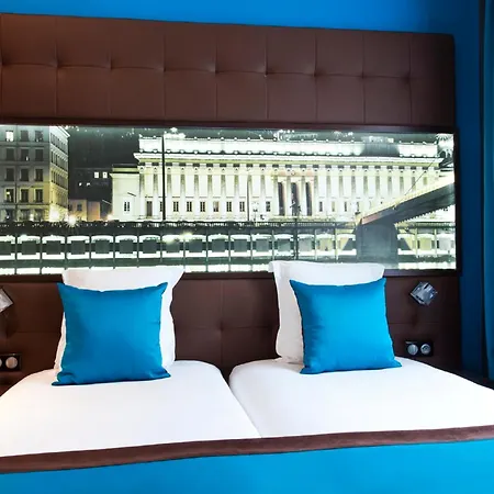 Hotel Des Savoies Perrache 3*