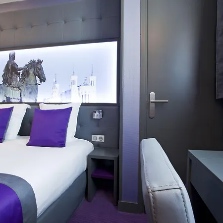Des Savoies Perrache 3* Lyon
