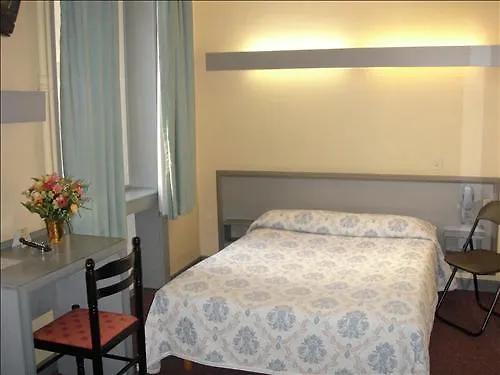 Des Savoies Perrache Otel Lyon