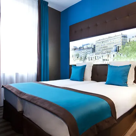 Hotel Des Savoies Perrache 3*