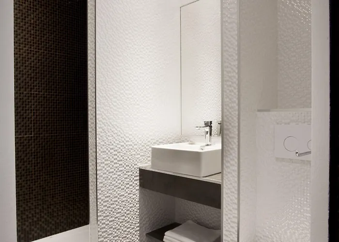 Des Savoies Perrache Hotel 3*