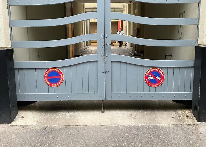 Hotel Des Savoies Perrache